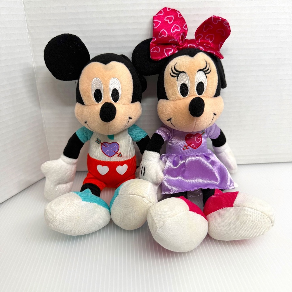 Disney Just Play Valentine's Day Mickey and Minnie Mouse 9" Plush Stuffed Toy